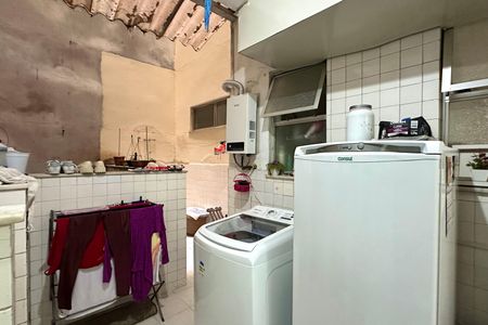 Apartamento à venda com 180m², 3 quartos e 1 vaga Apartamento à venda com 180m², 3 quartos e 1 vagaÁrea de Serviço