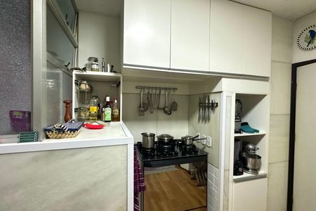 Apartamento à venda com 180m², 3 quartos e 1 vaga Apartamento à venda com 180m², 3 quartos e 1 vagaCozinha