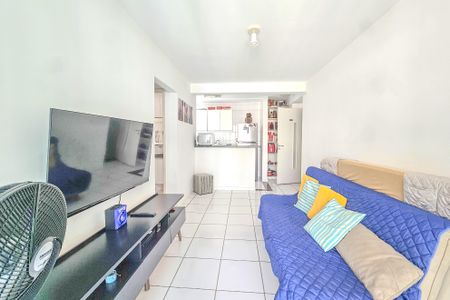Apartamento para alugar com 45m², 1 quarto e 1 vaga Apartamento para alugar com 45m², 1 quarto e 1 vagaSala