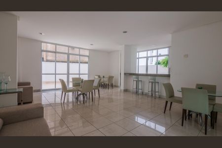 Apartamento para alugar com 45m², 1 quarto e 1 vaga Apartamento para alugar com 45m², 1 quarto e 1 vagaÁrea comum - Salão de festas