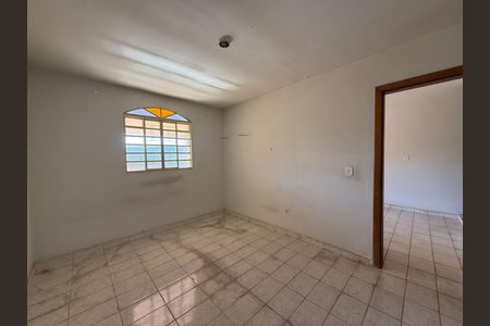 Casa para alugar com 2 quartos, 360m² em Parque Sao Jose, Belo Horizonte
