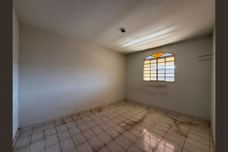 Casa à venda com 2 quartos, 360m² em Parque Sao Jose, Belo Horizonte