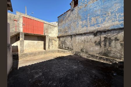 Casa à venda com 360m², 2 quartos e sem vaga