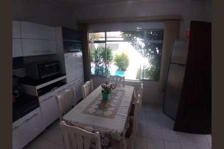 Casa à venda com 5 quartos, 350m² em Jardim Sao Caetano, São Caetano do Sul