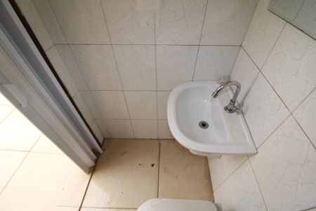 Casa à venda com 150m², 3 quartos e 4 vagasÁrea de Serviço - Banheiro