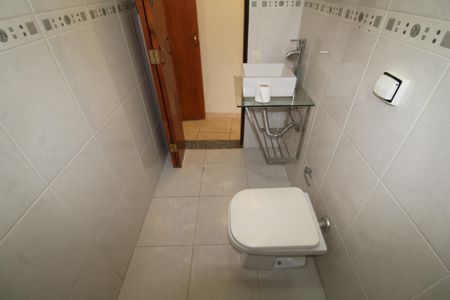 Casa à venda com 150m², 3 quartos e 4 vagasQuarto 3 - Banheiro