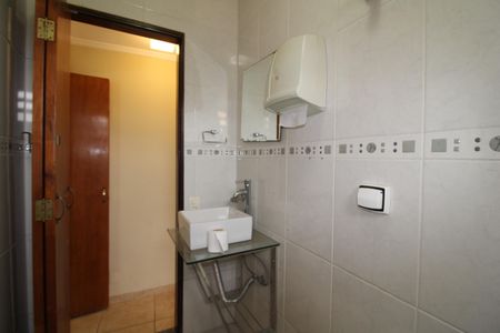 Casa à venda com 150m², 3 quartos e 4 vagasQuarto 3 - Banheiro