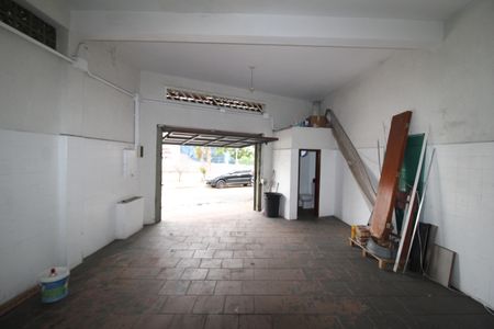 Casa à venda com 150m², 3 quartos e 4 vagasGaragem