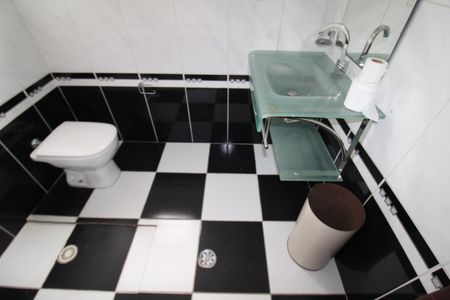 Casa à venda com 150m², 3 quartos e 4 vagasBanheiro