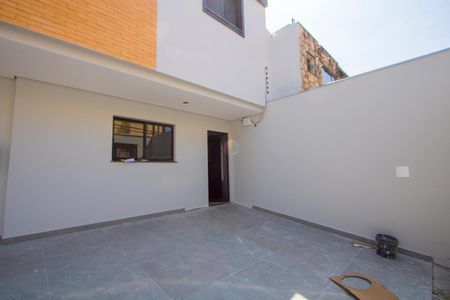 Casa à venda com 126m², 3 quartos e 2 vagasGaragem