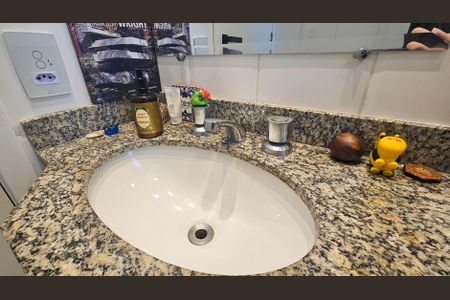 Apartamento à venda com 65m², 2 quartos e 2 vagasBanheiro 2