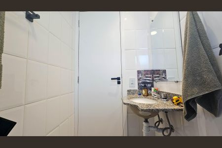 Apartamento à venda com 65m², 2 quartos e 2 vagasBanheiro 2