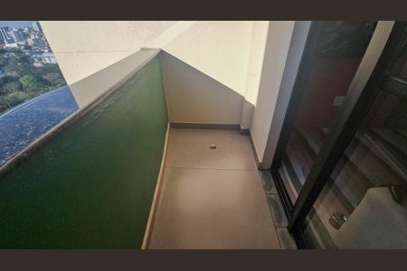 Apartamento à venda com 65m², 2 quartos e 2 vagasVaranda