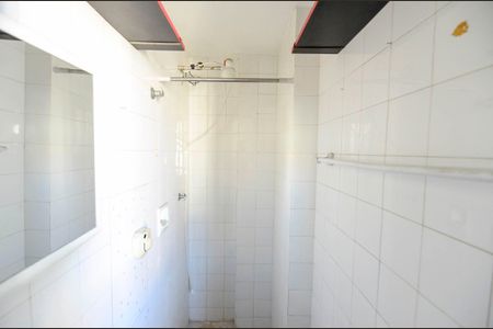 Apartamento à venda com 70m², 2 quartos e 1 vagaBanheiro de Serviço