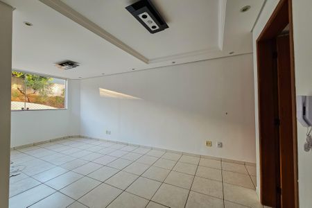 Sala de apartamento à venda com 3 quartos, 80m² em Bandeirantes (pampulha), Belo Horizonte