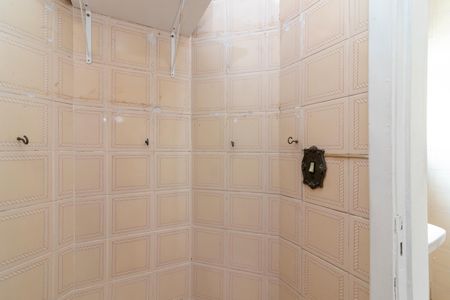 Apartamento à venda com 72m², 2 quartos e 1 vaga Apartamento à venda com 72m², 2 quartos e 1 vagaBanheiro de Serviço