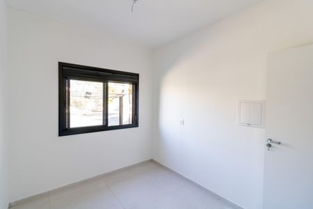 Casa à venda com 100m², 2 quartos e 1 vaga Casa à venda com 100m², 2 quartos e 1 vagaQuarto