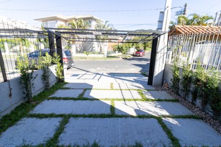 Casa à venda com 100m², 2 quartos e 1 vaga Casa à venda com 100m², 2 quartos e 1 vagaGaragem