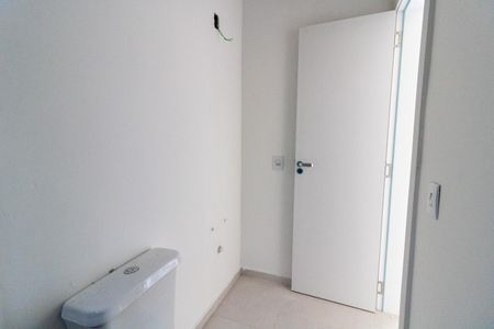 Casa à venda com 100m², 2 quartos e 1 vagaBanheiro