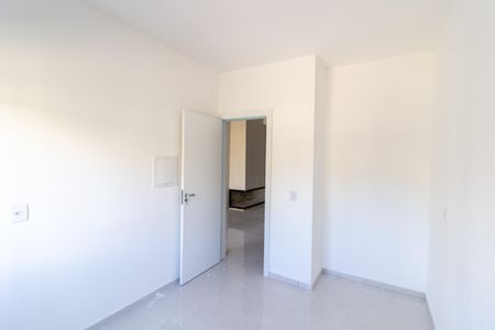 Casa à venda com 100m², 2 quartos e 1 vaga Casa à venda com 100m², 2 quartos e 1 vagaQuarto