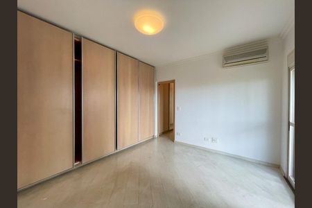 Apartamento à venda com 250m², 4 quartos e 4 vagas Apartamento à venda com 250m², 4 quartos e 4 vagasFoto 15