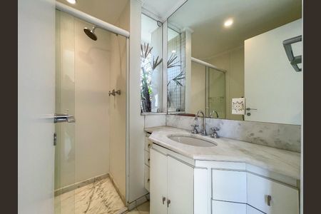 Apartamento à venda com 250m², 4 quartos e 4 vagas Apartamento à venda com 250m², 4 quartos e 4 vagasFoto 10