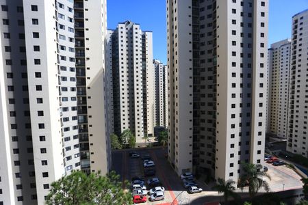 Apartamento à venda com 68m², 2 quartos e 1 vaga Apartamento à venda com 68m², 2 quartos e 1 vagaVista do Quarto 2