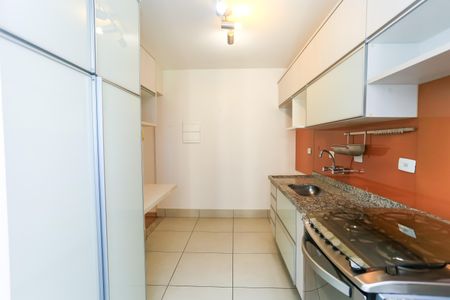 Apartamento à venda com 68m², 2 quartos e 1 vaga Apartamento à venda com 68m², 2 quartos e 1 vagaCozinha