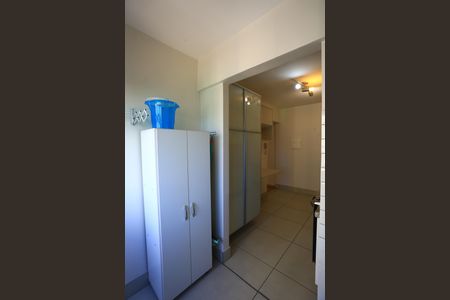 Apartamento à venda com 68m², 2 quartos e 1 vaga Apartamento à venda com 68m², 2 quartos e 1 vagaÁrea de Serviço