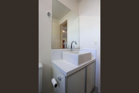 Apartamento à venda com 68m², 2 quartos e 1 vaga Apartamento à venda com 68m², 2 quartos e 1 vagaBanheiro