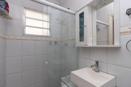 Casa para alugar com 80m², 3 quartos e 2 vagasBanheiro