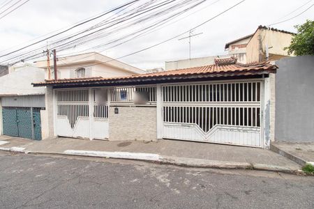 Casa para alugar com 80m², 3 quartos e 2 vagasFachada
