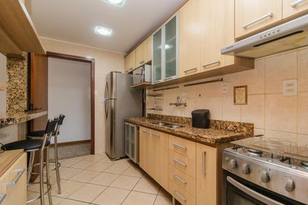 Apartamento à venda com 180m², 3 quartos e 2 vagasCozinha