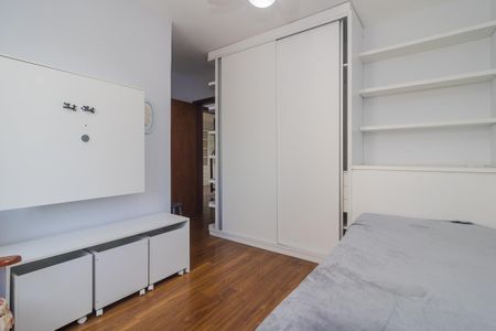 Apartamento à venda com 180m², 3 quartos e 2 vagasQuarto 2