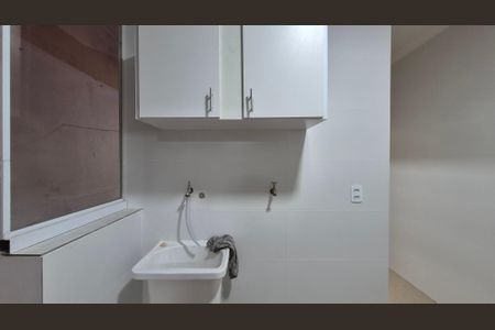 Casa para alugar com 126m², 3 quartos e 2 vagas Casa para alugar com 126m², 3 quartos e 2 vagasLavanderia