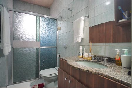 Casa à venda com 196m², 2 quartos e 2 vagasBanheiro