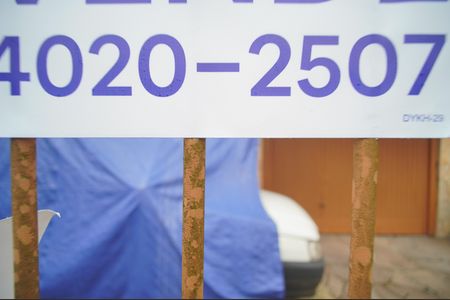 Casa à venda com 196m², 2 quartos e 2 vagasPlaca