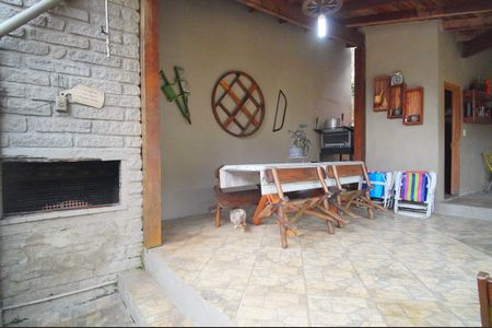 Casa à venda com 196m², 2 quartos e 2 vagasEspaço Gourmet