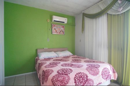 Casa à venda com 196m², 2 quartos e 2 vagasSuíte
