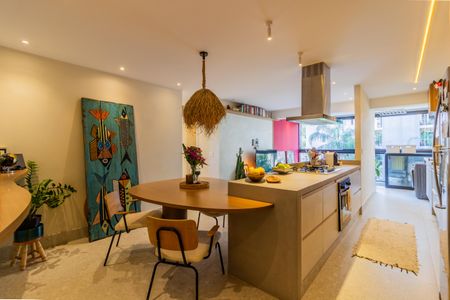 Sala de apartamento para alugar com 2 quartos, 70m² em Vila Madalena, São Paulo