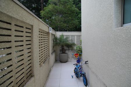 Apartamento à venda com 116m², 3 quartos e 1 vagaÁrea de Serviço