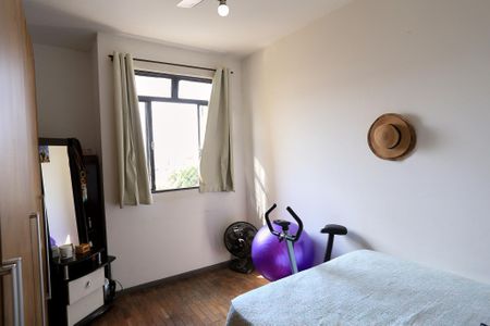 Apartamento à venda com 90m², 3 quartos e 1 vagaQuarto