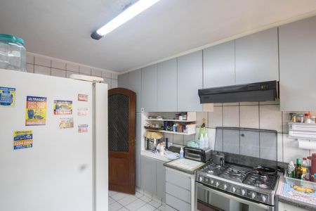 Casa à venda com 352m², 4 quartos e 3 vagas Casa à venda com 352m², 4 quartos e 3 vagasCozinha