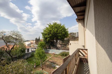 Casa à venda com 352m², 4 quartos e 3 vagas Casa à venda com 352m², 4 quartos e 3 vagasVista da Varanda da Suíte 5