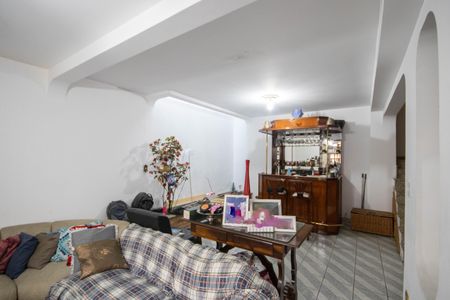 Casa à venda com 352m², 4 quartos e 3 vagas Casa à venda com 352m², 4 quartos e 3 vagasSala