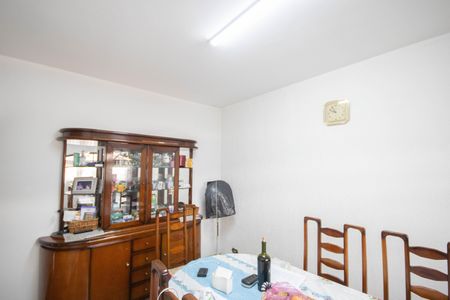 Casa à venda com 352m², 4 quartos e 3 vagas Casa à venda com 352m², 4 quartos e 3 vagasSala de Jantar