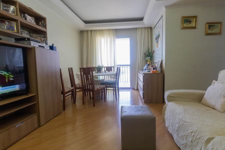 Apartamento à venda com 76m², 3 quartos e 2 vagasSala