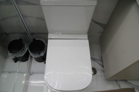 Apartamento à venda com 83m², 2 quartos e 2 vagasBanheiro Social