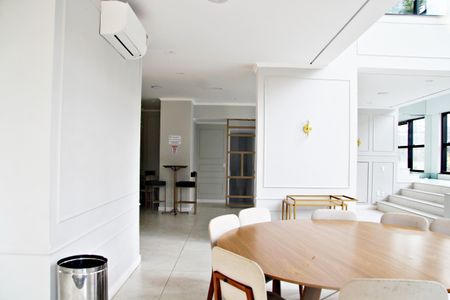 Apartamento à venda com 83m², 2 quartos e 2 vagasÁrea comum - Salão de festas 02