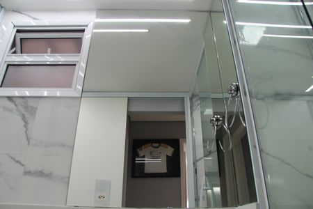 Apartamento à venda com 83m², 2 quartos e 2 vagasBanheiro Social